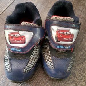 Boys Cars Toddlers Sneakers Shoes size 11